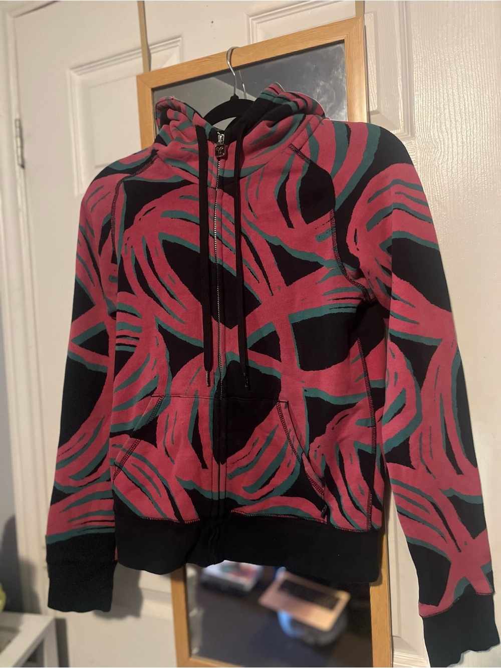 Size S TNA Aritzia Zip-Up Sweater Hoodie, Y2K Fall Hoodie Pink and Black Sweater